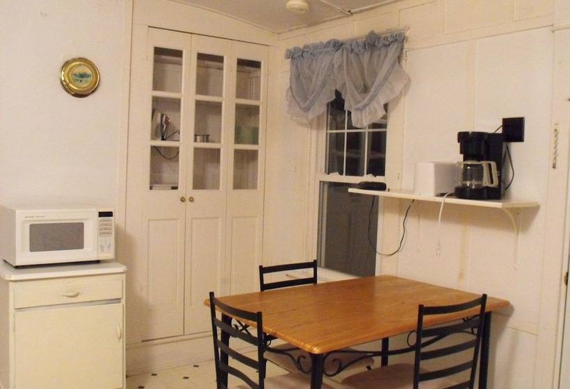 فندق Empire House