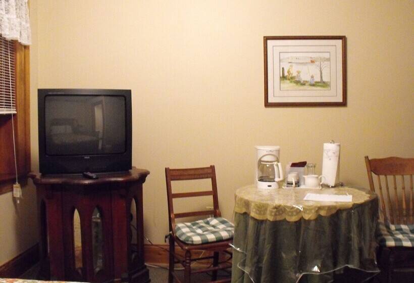 فندق Empire House