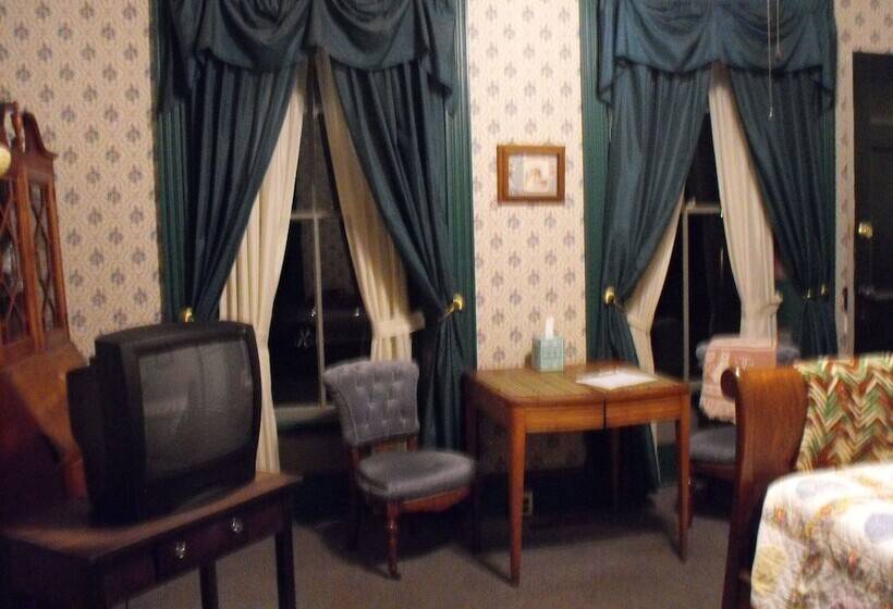 فندق Empire House