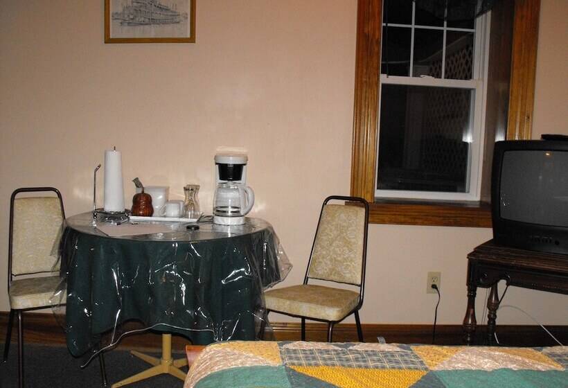 فندق Empire House