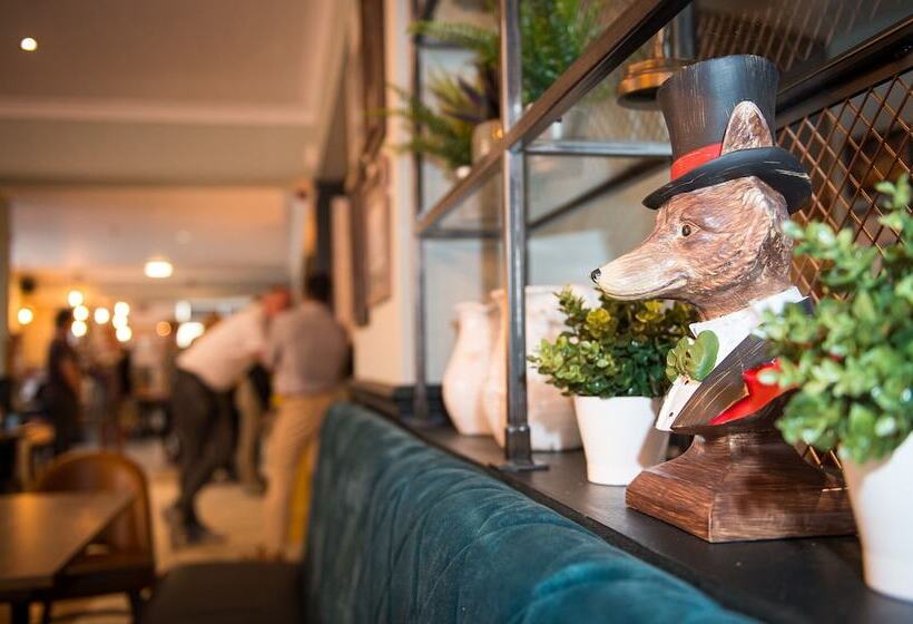 فندق Fox Inn