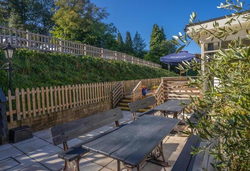 בית מלון כפרי Harper S Steakhouse With Rooms, Haslemere