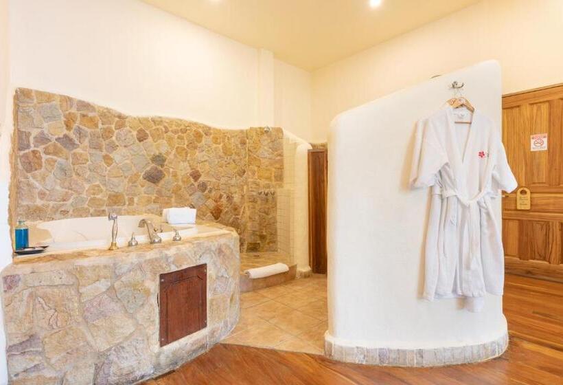 Отель Issimo Suites