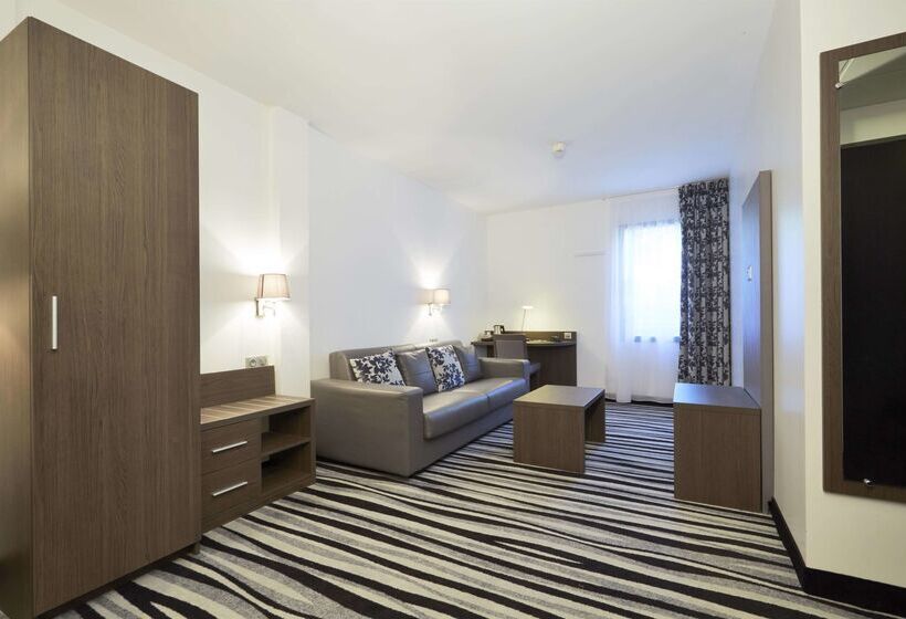 酒店 Kyriad Saint Quentin En Yvelines  Montigny