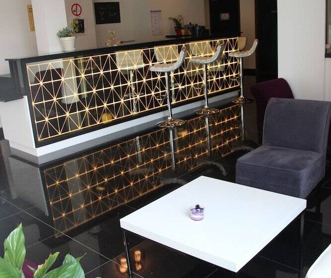 酒店 Kyriad Saint Quentin En Yvelines  Montigny