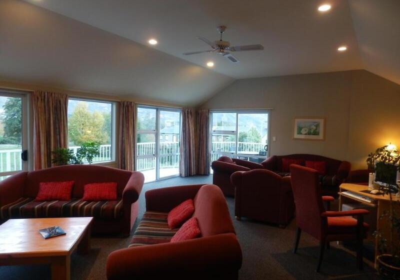 酒店 Lake Wanaka Lodge