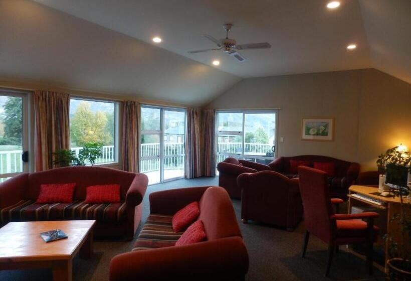 酒店 Lake Wanaka Lodge
