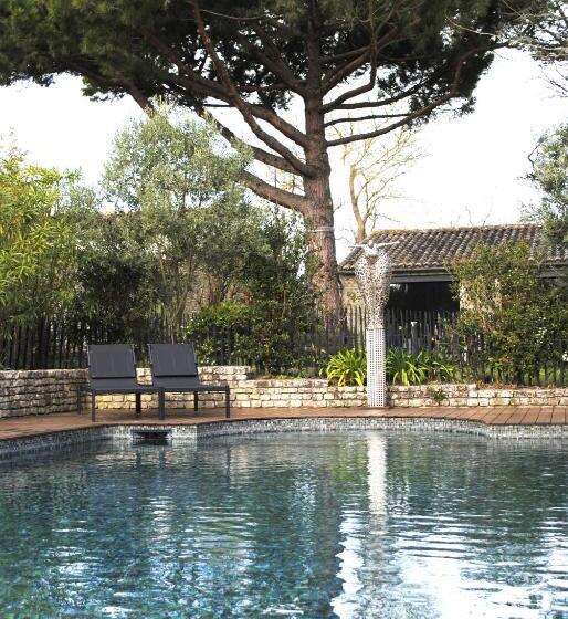 בית מלון כפרי Le Clos Saint Martin Hôtel & Spa