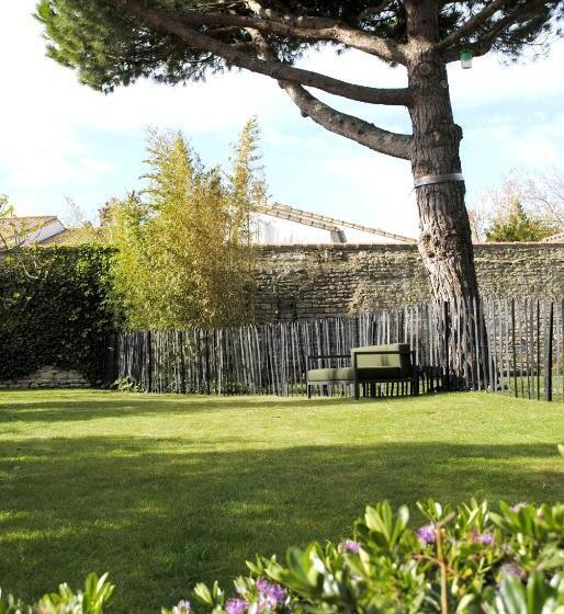 בית מלון כפרי Le Clos Saint Martin Hôtel & Spa