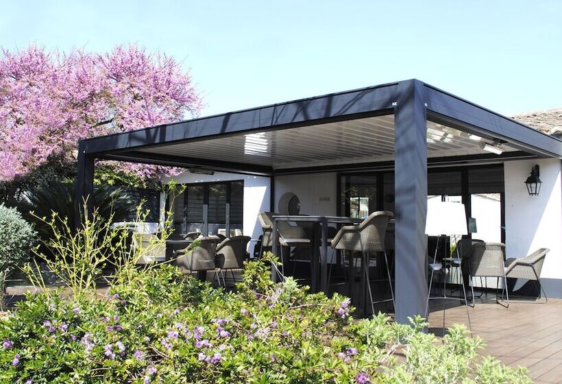 בית מלון כפרי Le Clos Saint Martin Hôtel & Spa