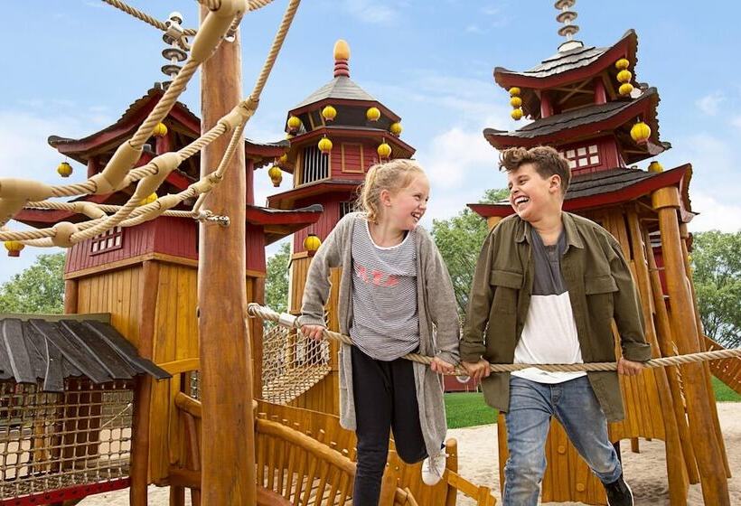 هتل LEGOLAND® Holiday Village