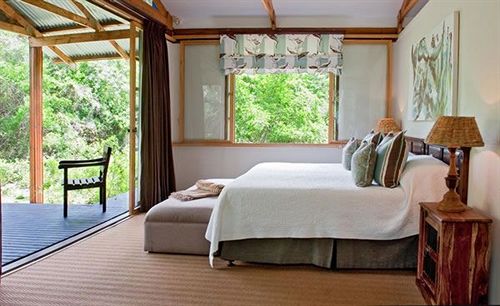 فندق Makakatana Bay Lodge