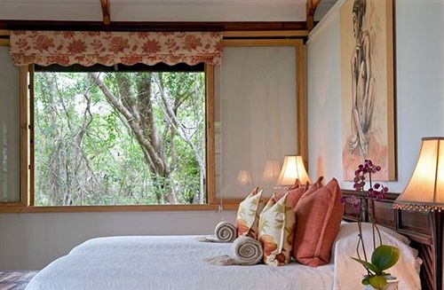 فندق Makakatana Bay Lodge