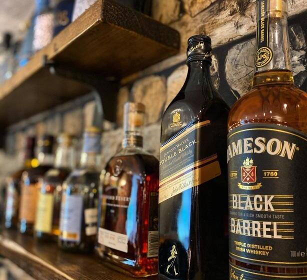 בית מלון כפרי The Mary Tavy Inn