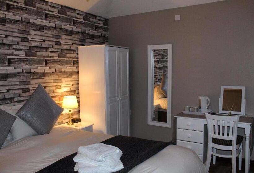 בית מלון כפרי The Mary Tavy Inn