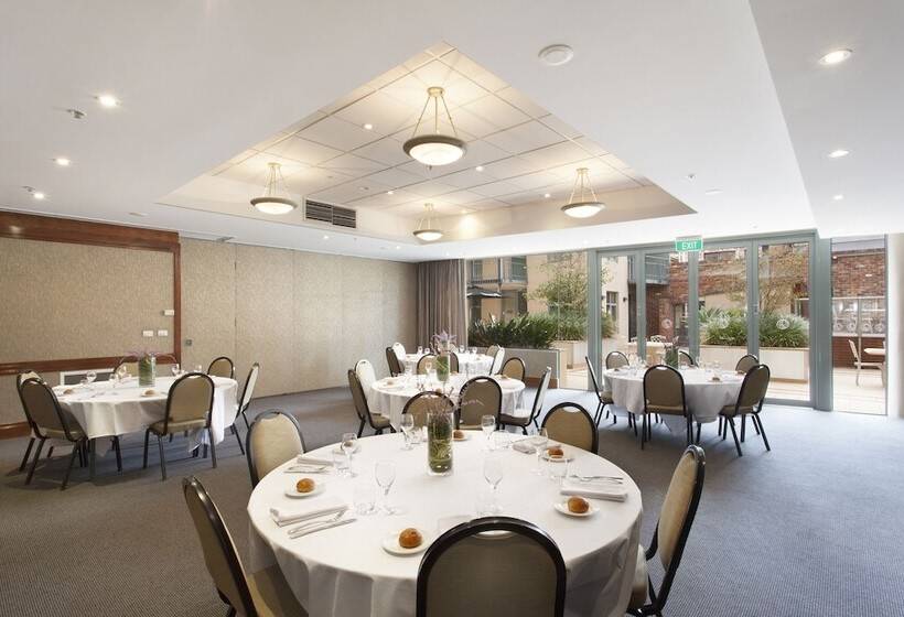 בית מלון כפרי Melbourne Metropole Central Official