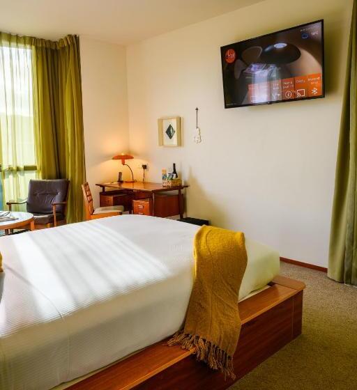 호텔 Ohtel Wellington