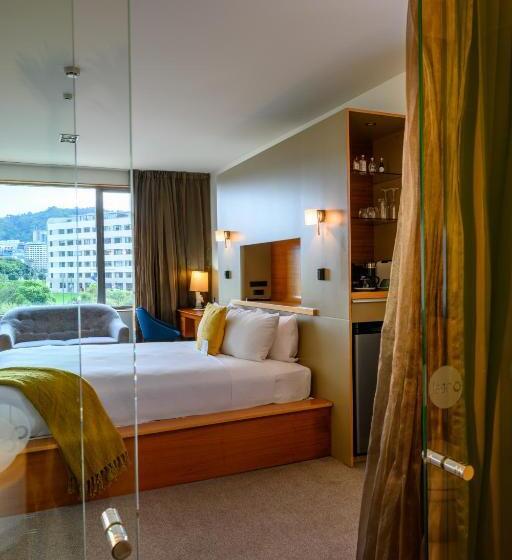 호텔 Ohtel Wellington