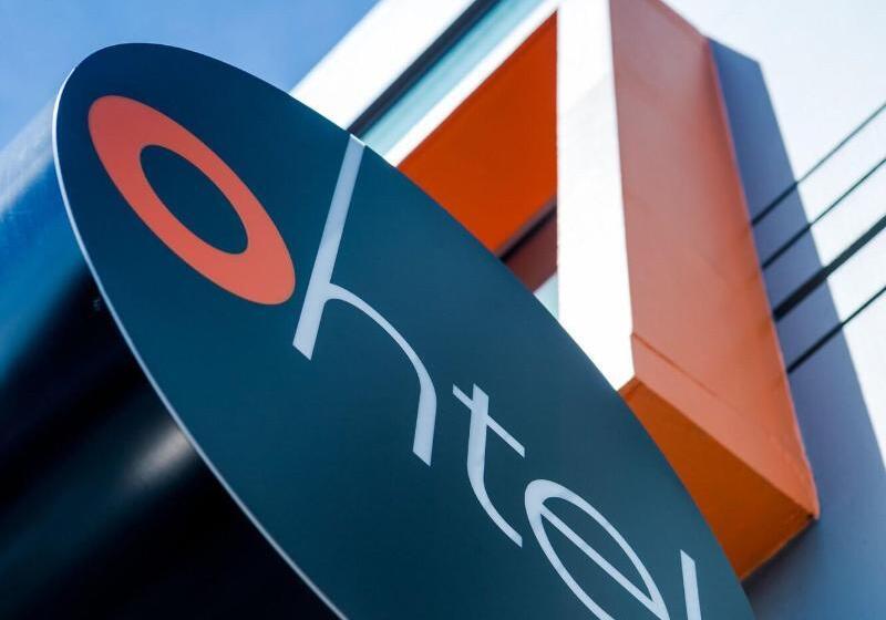 호텔 Ohtel Wellington