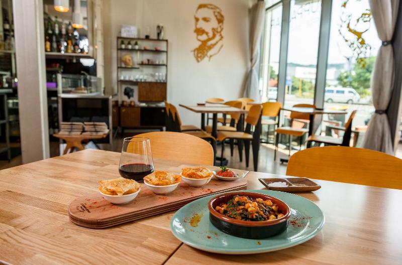 호텔 Ohtel Wellington