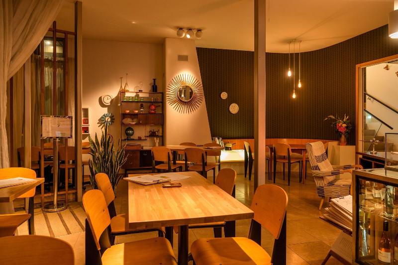 호텔 Ohtel Wellington