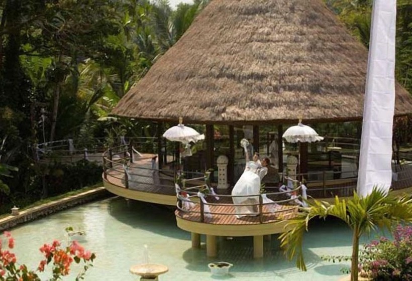 בית מלון כפרי Puri Taman Sari