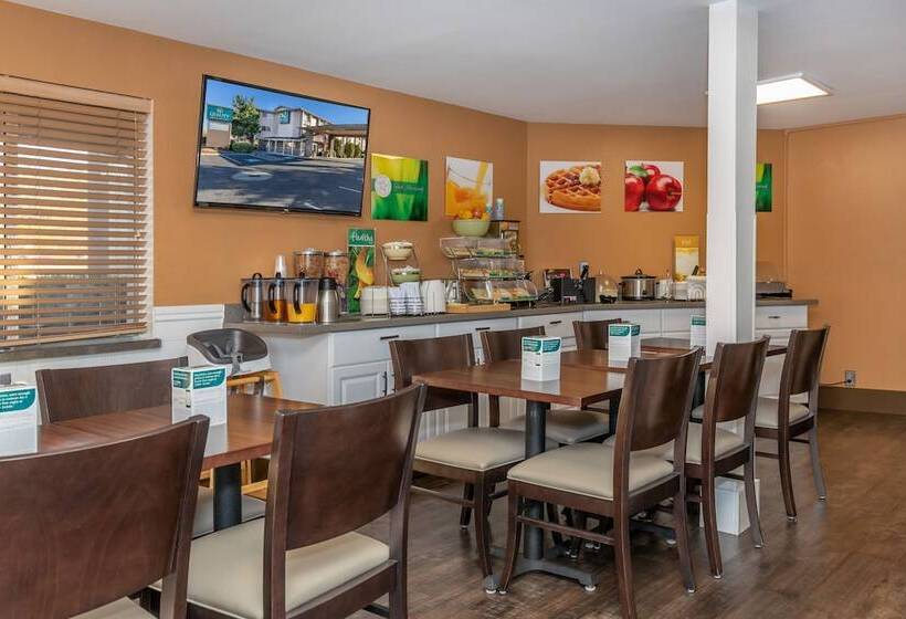 فندق Quality Inn & Suites Silverdale Bangor Keyport