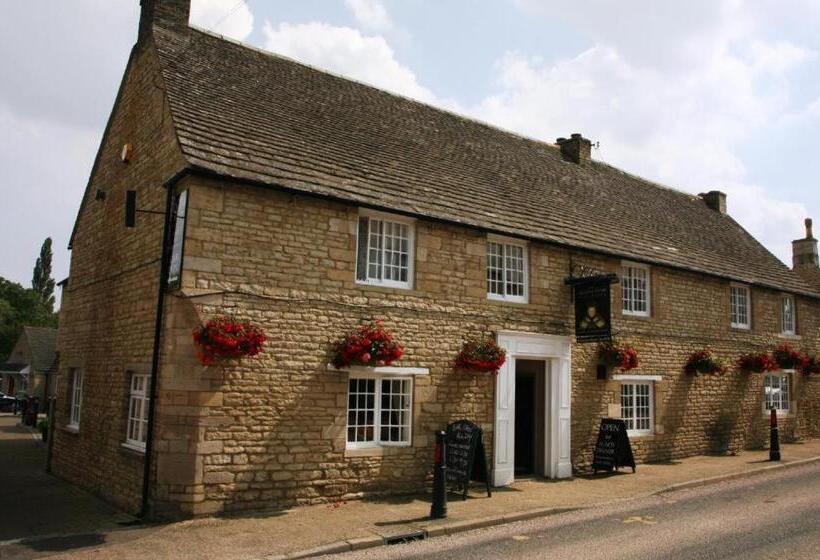 酒店 Queen S Head Inn