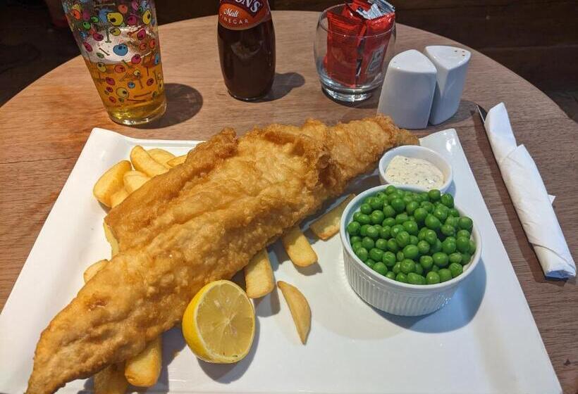 酒店 Queen S Head Inn