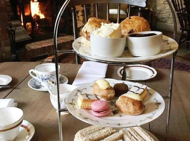 호텔 Queen S Head Inn