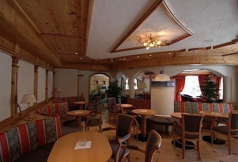 Отель Residence Pez Gajard