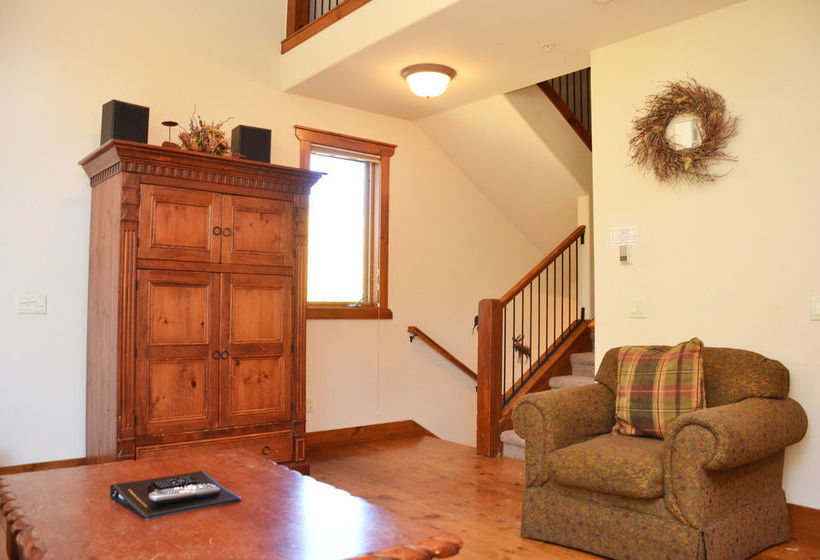 호텔 Saddlewood By Ski Village Resorts