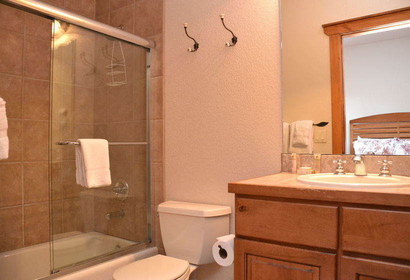 호텔 Saddlewood By Ski Village Resorts