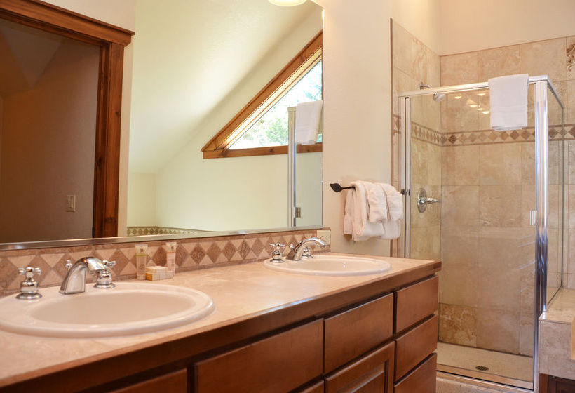 호텔 Saddlewood By Ski Village Resorts