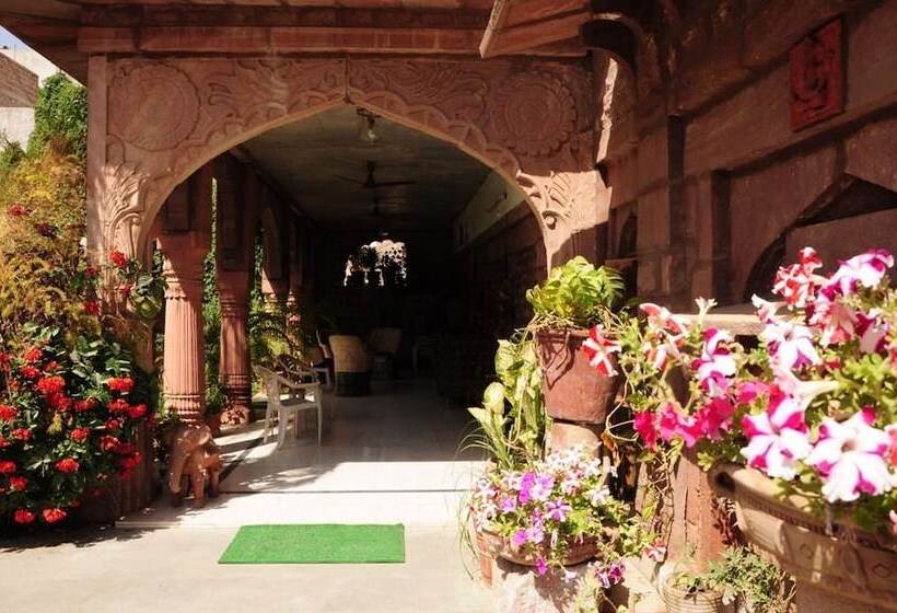 Hotelli Suryagarh Heritage