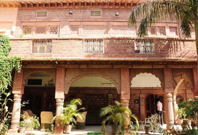 Hotelli Suryagarh Heritage