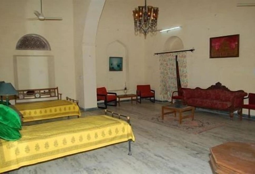 Hotelli Suryagarh Heritage