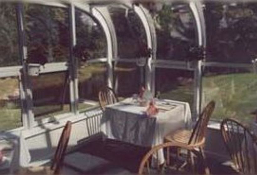 فندق Swiss Inn & Restaurant