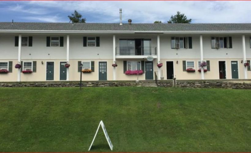 فندق Swiss Inn & Restaurant