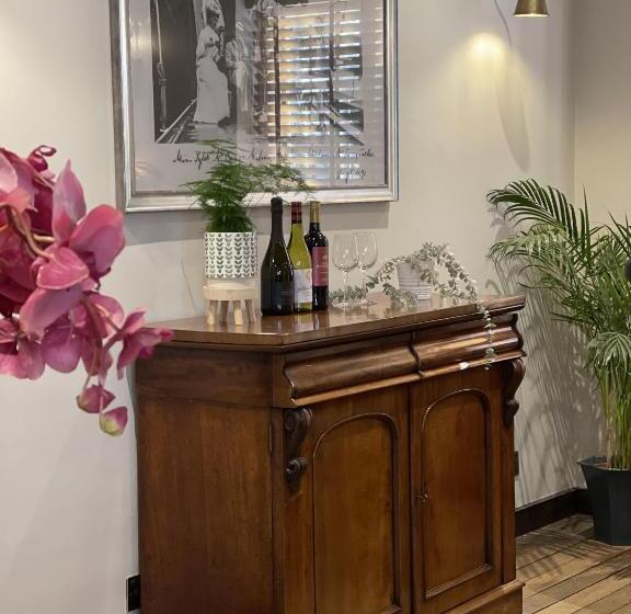 ホテル Baskerville