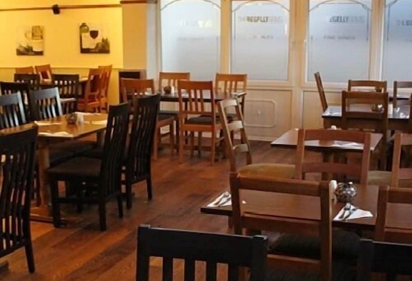 בית מלון כפרי The Begelly Arms