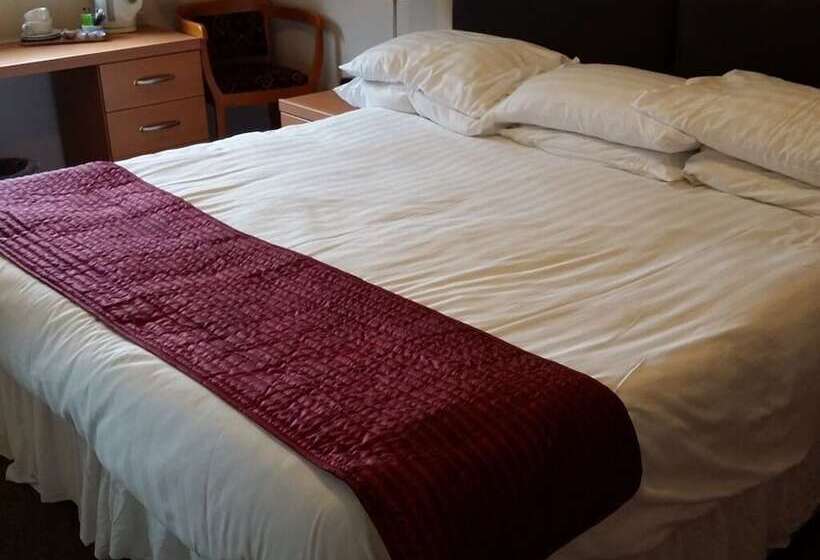 בית מלון כפרי The Begelly Arms