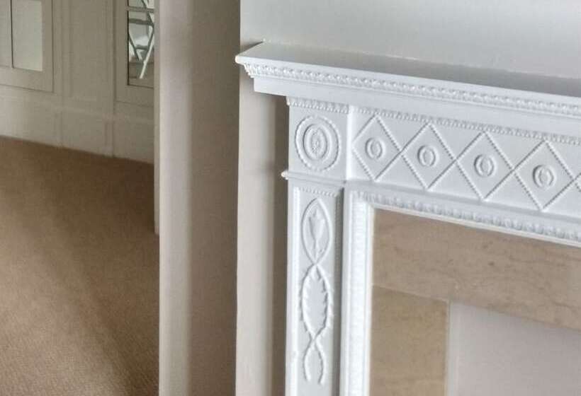 فندق The Bell House