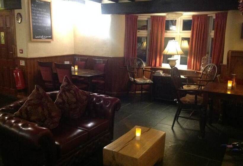 ホテル The Bickford Arms Inn