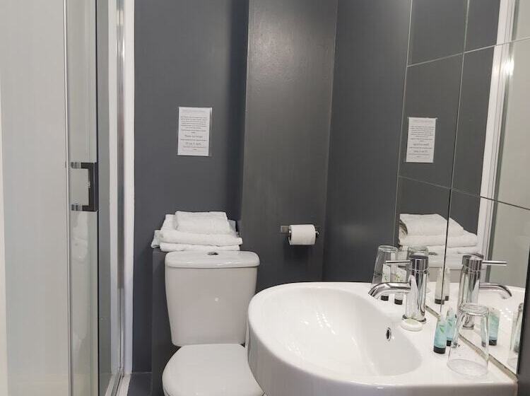 ホテル The Blacksmith S Arms Halland