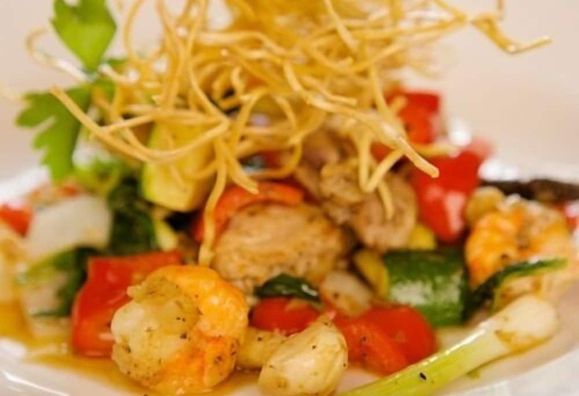 هتل The Cook And Barker Inn