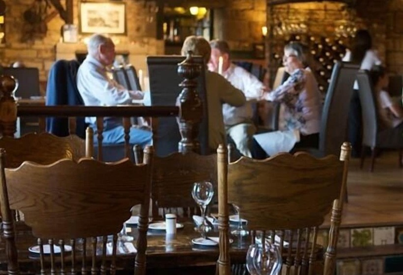 هتل The Cook And Barker Inn