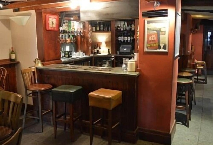 ホテル The Engine Inn