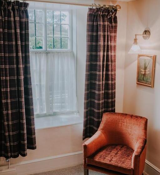 호텔 The Falkland Arms