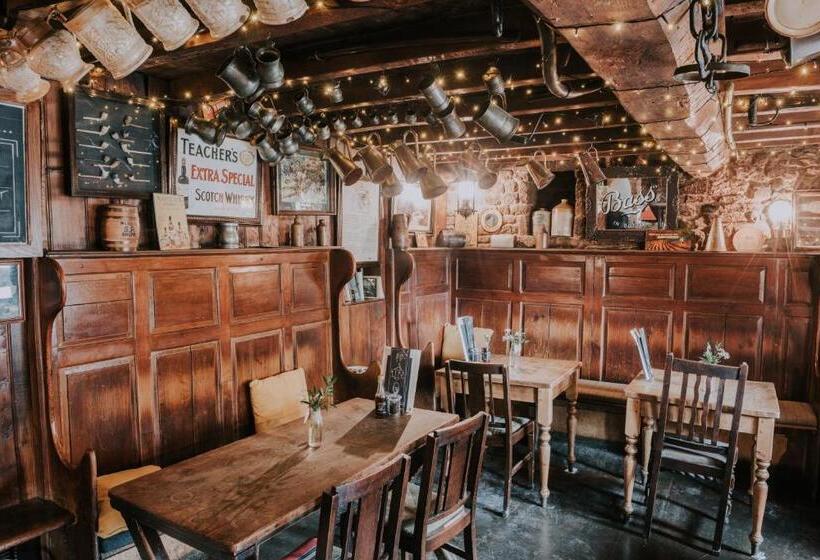 호텔 The Falkland Arms